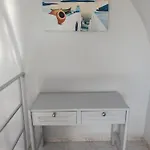 Centro Apartament Fira (Santorini)