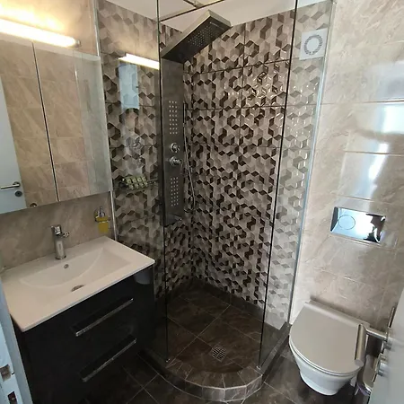 Centro Apartman Fíra