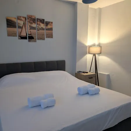 Centro Apartment Fira (Santorini)